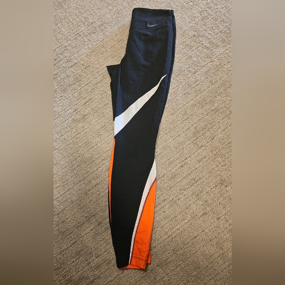 Stylish Black and White Women's Leggings